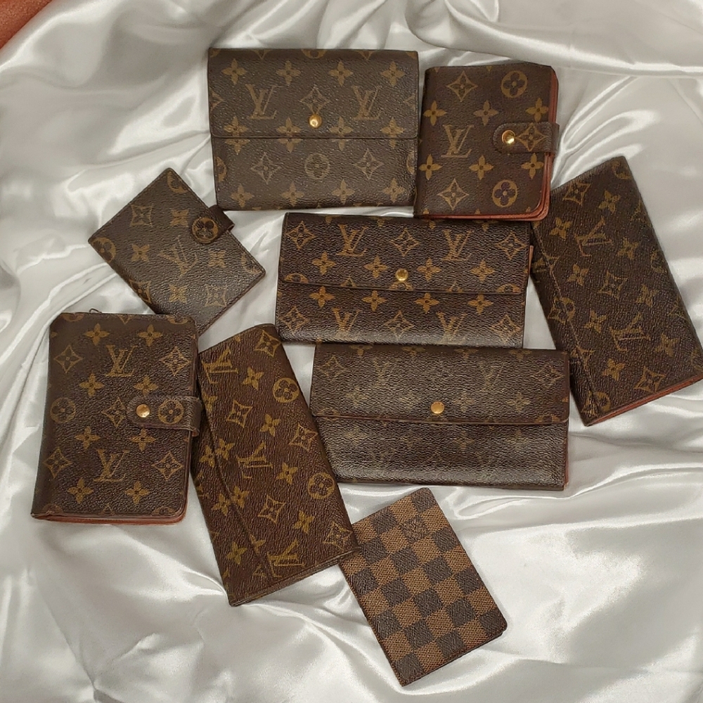 Louis Vuitton Brown Monogram Wallet Set